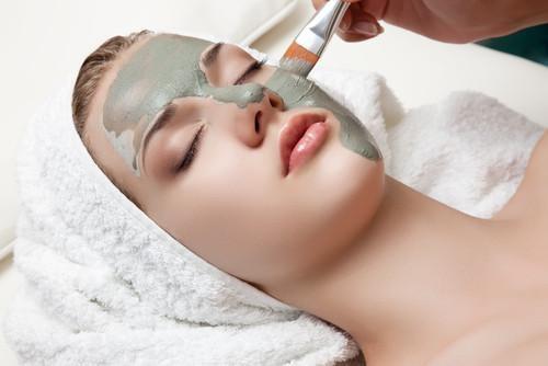 Acne Clarifying Facial Treatment (100 min)